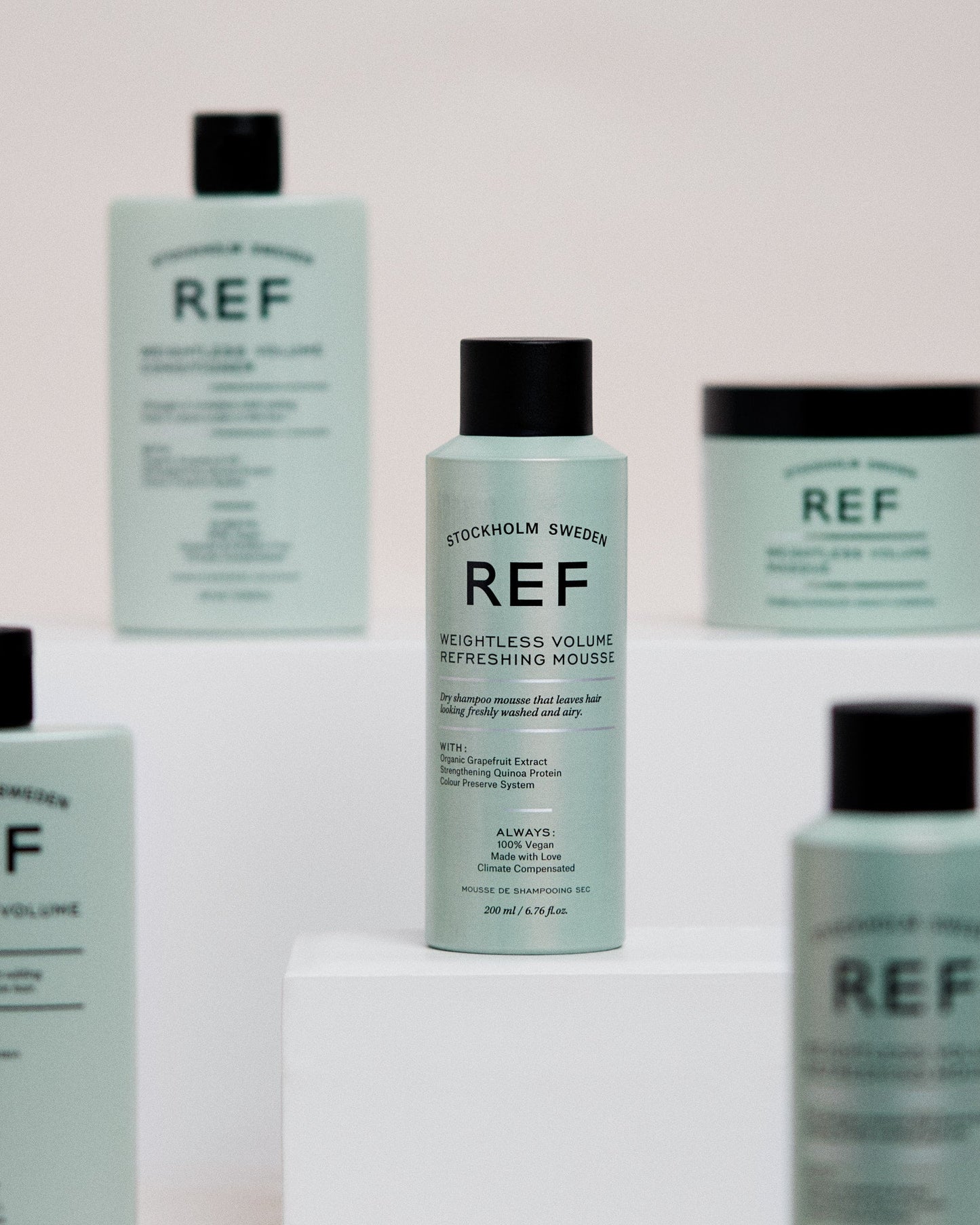 REF Weightless Volume Refreshing Mousse 200ml